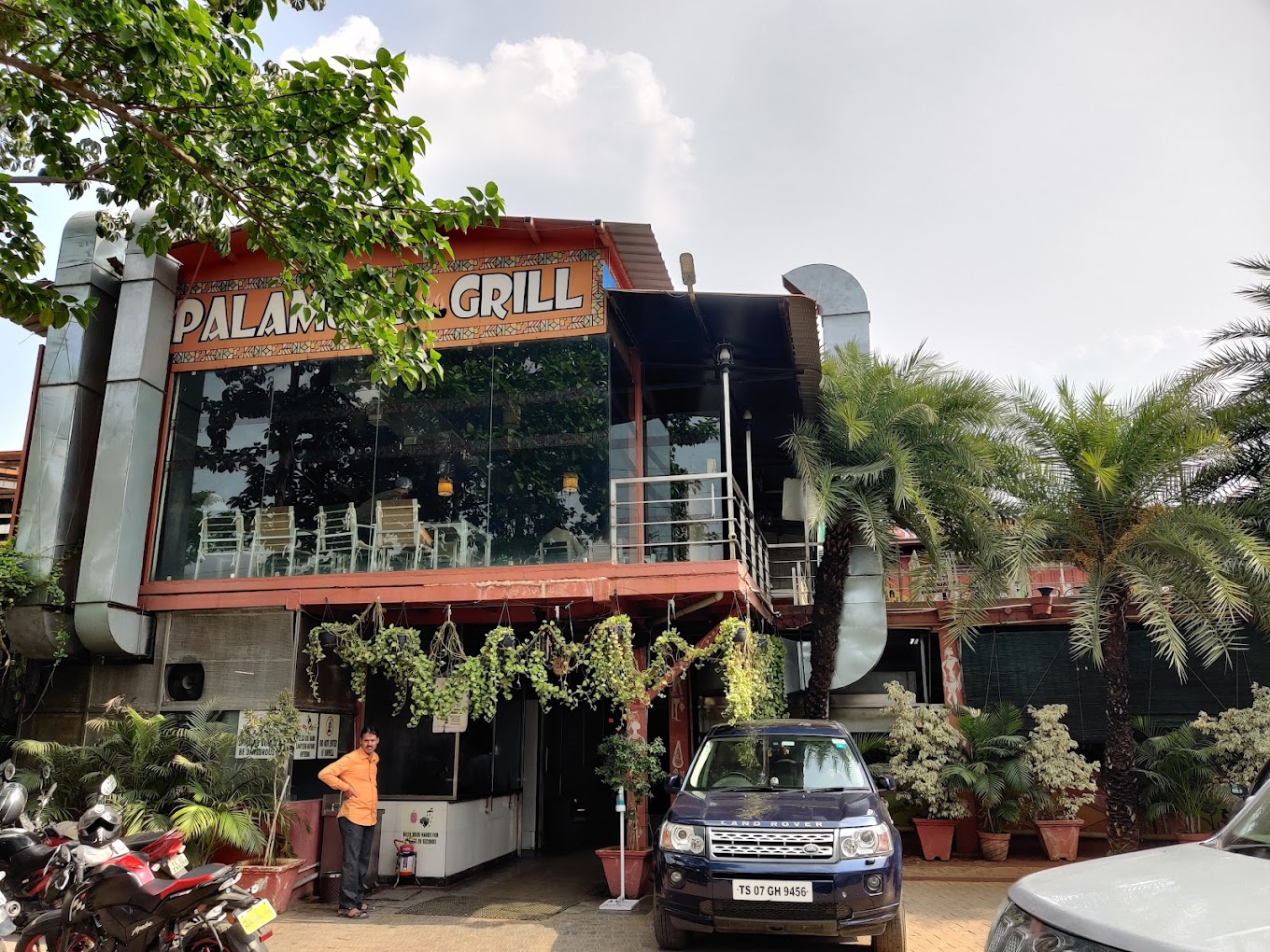 madhapur-branch-photo madhapur-branch-photo